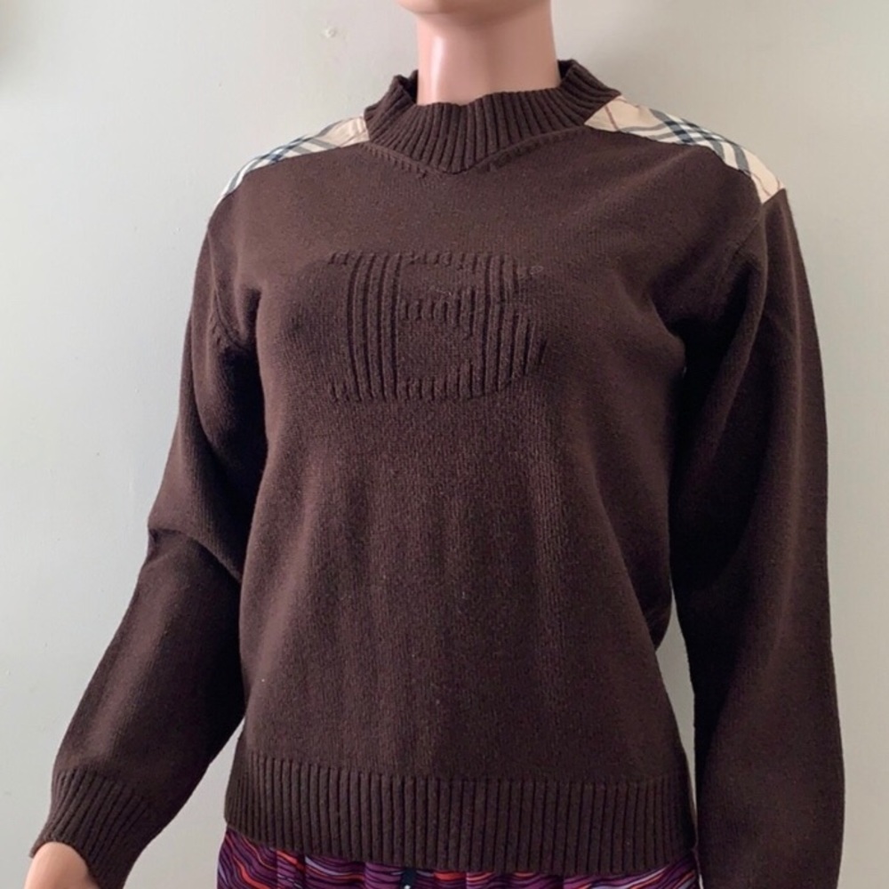 Burberry sweater!